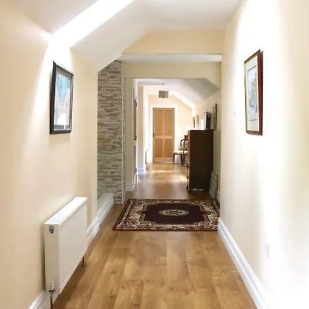 فندق مبيت وإفطار Emy Lakehouse - Near Castle Leslie, Glaslough 4*