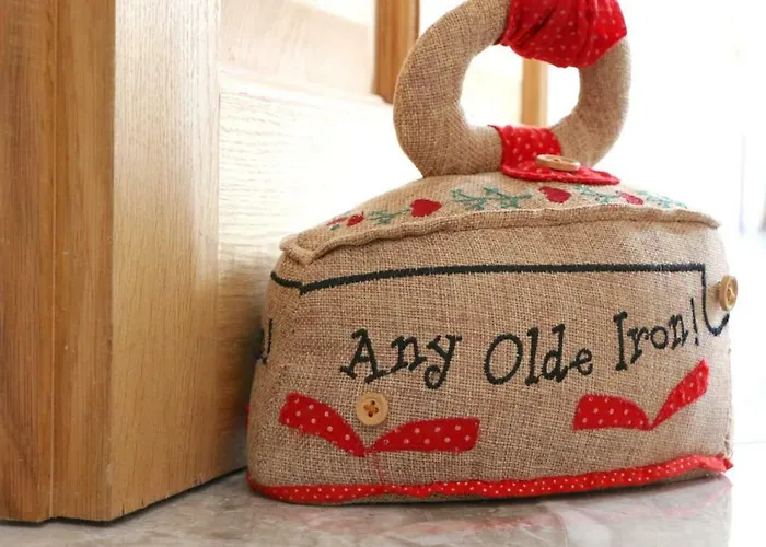 Emy Lakehouse Monaghan